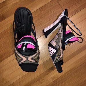 fendi cloth heels